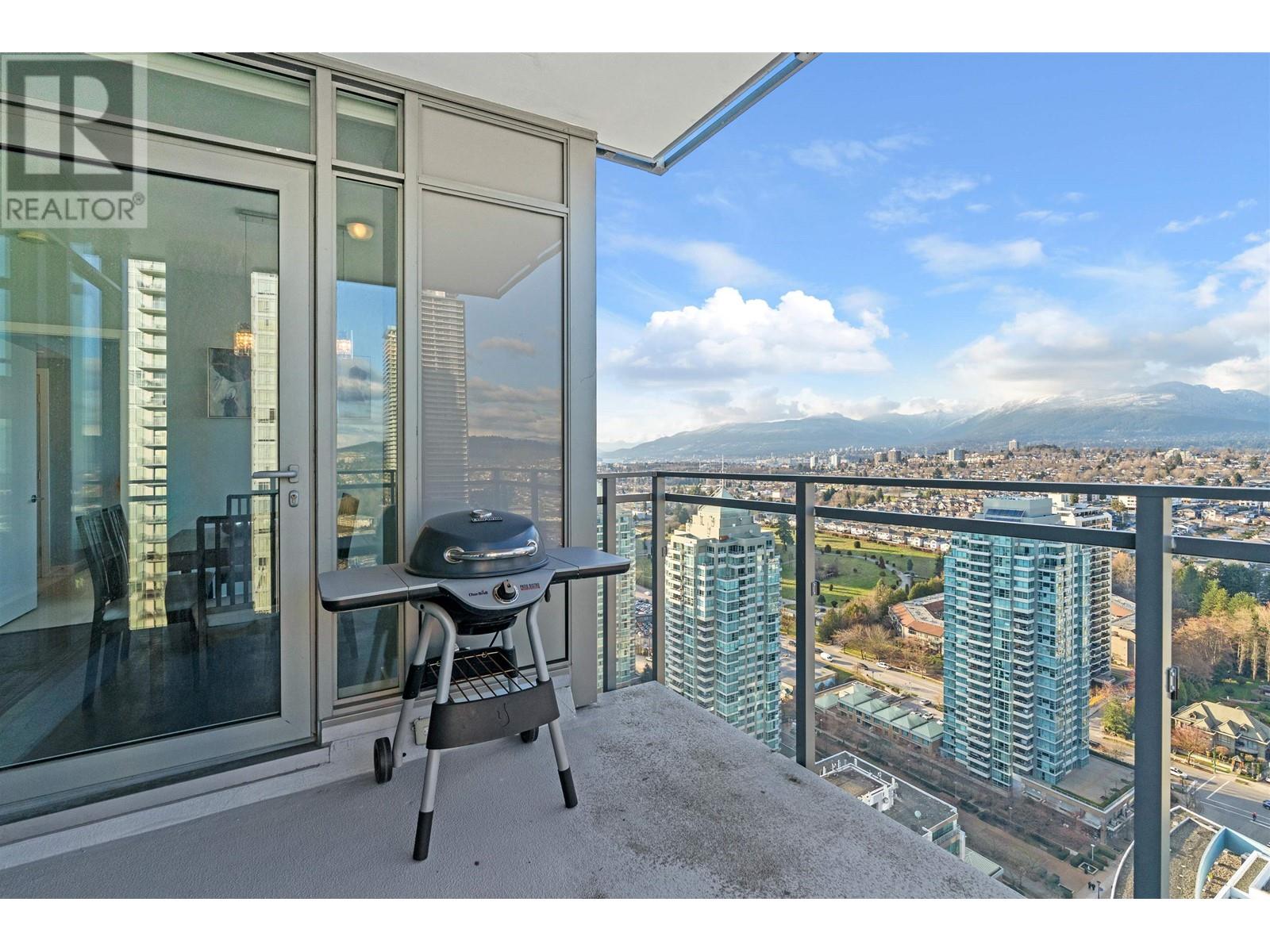 3304 2008 Rosser Avenue, Burnaby, British Columbia  V5C 0H8 - Photo 9 - R2857998