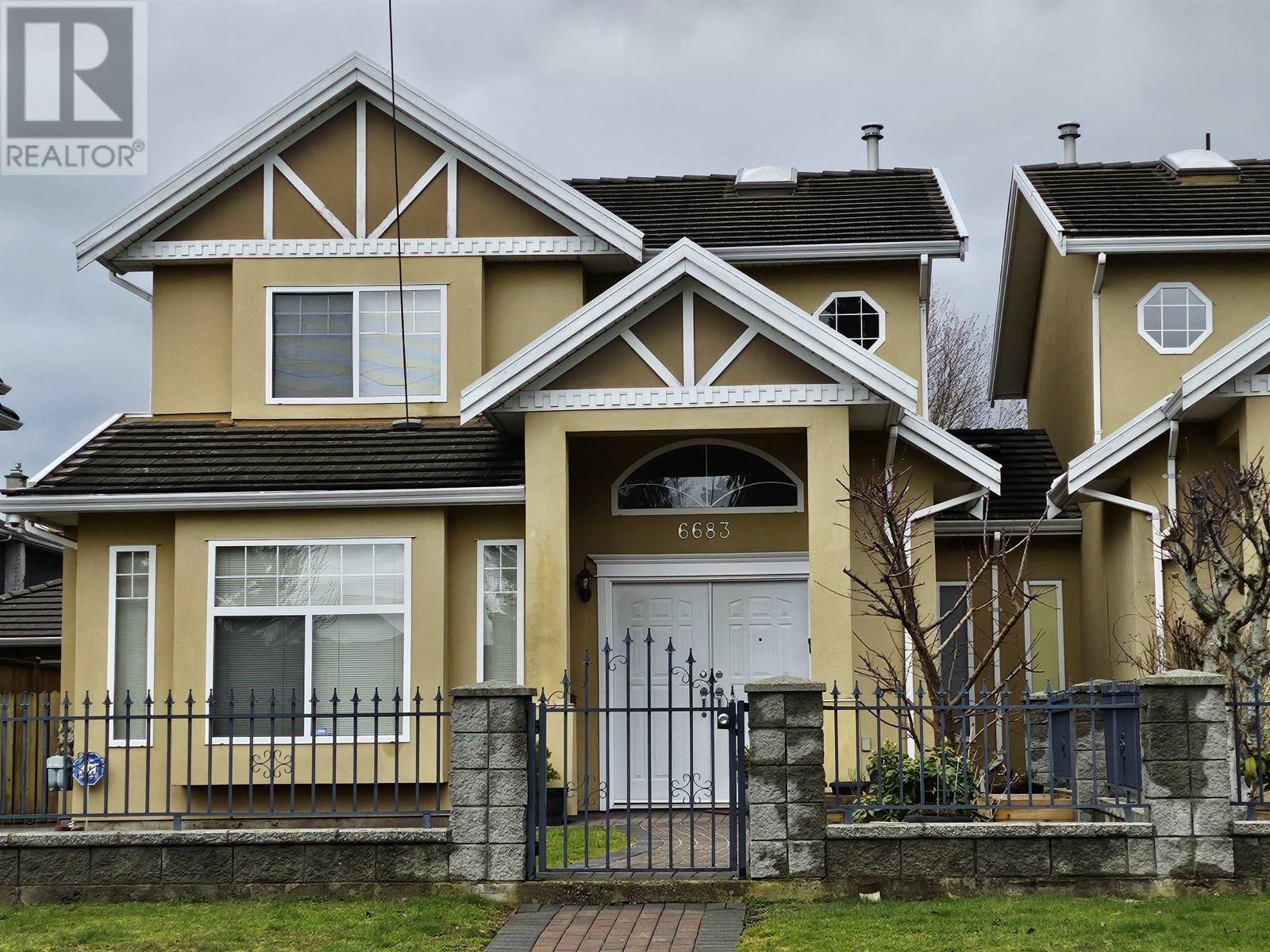 6683 Halifax Street, Burnaby, British Columbia  V5B 2P9 - Photo 1 - R2858001