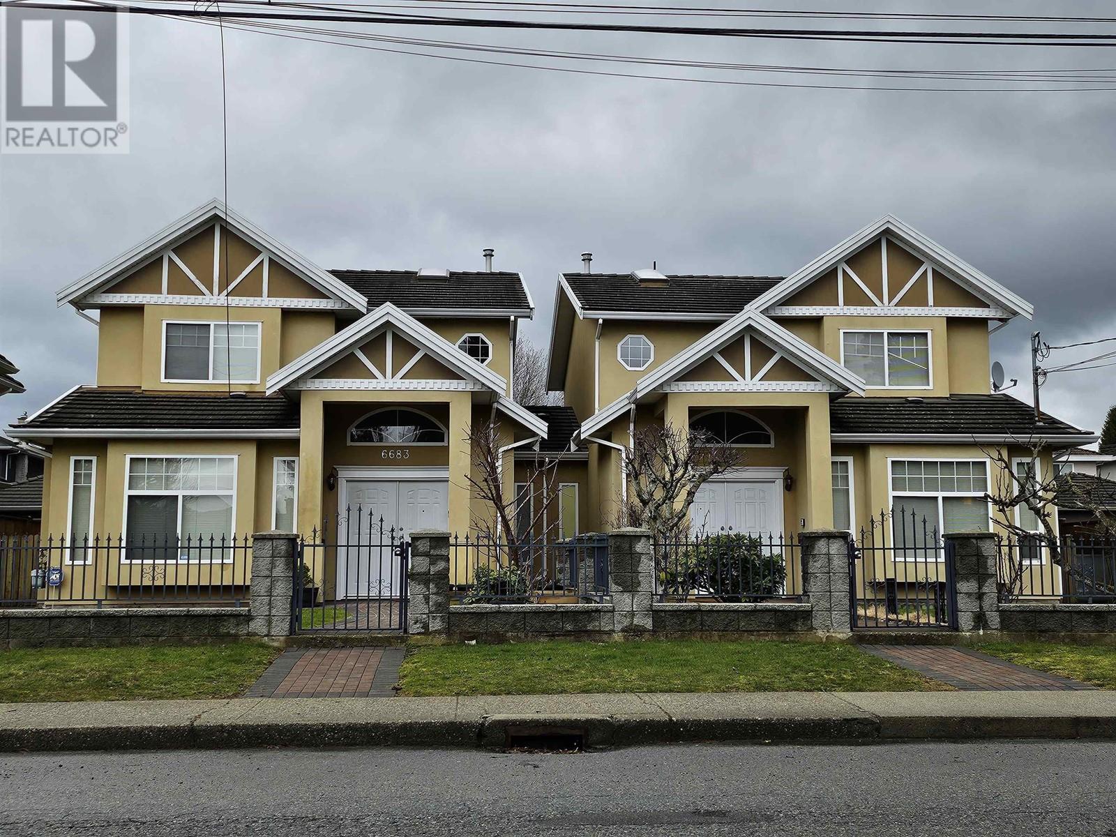 6685 Halifax Street, Burnaby, British Columbia  V5B 2P9 - Photo 2 - R2858014
