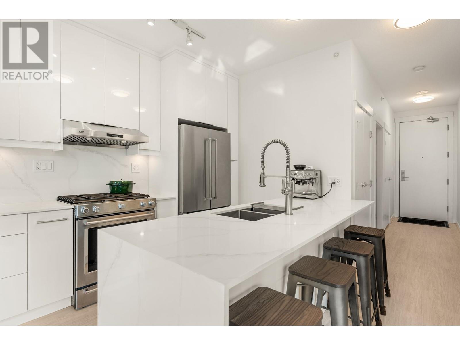 2705 1189 Melville Street, Vancouver, British Columbia  V6E 4T8 - Photo 2 - R2858075