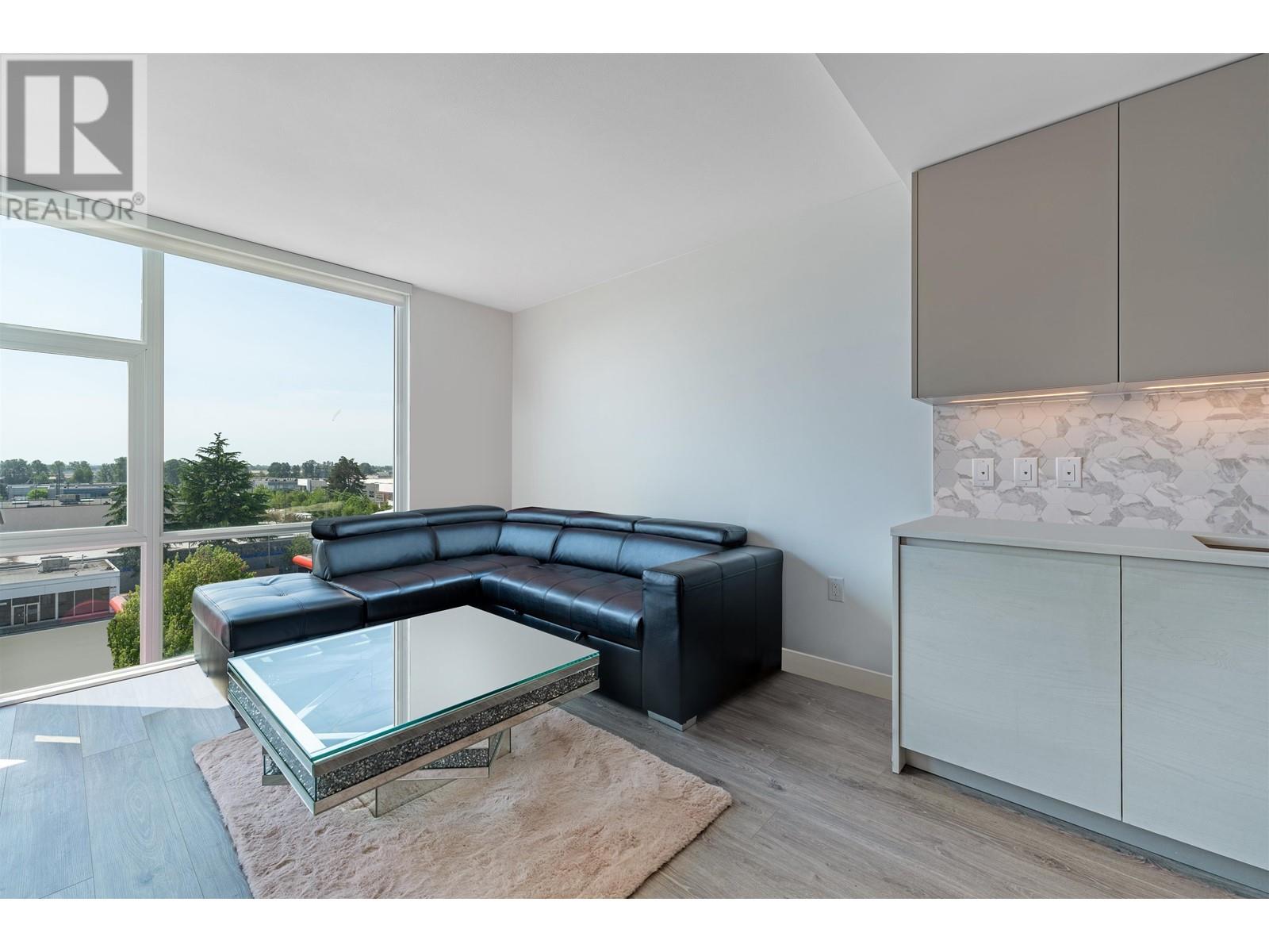 412 8181 Chester Street, Vancouver, British Columbia  V5X 0J9 - Photo 2 - R2858131