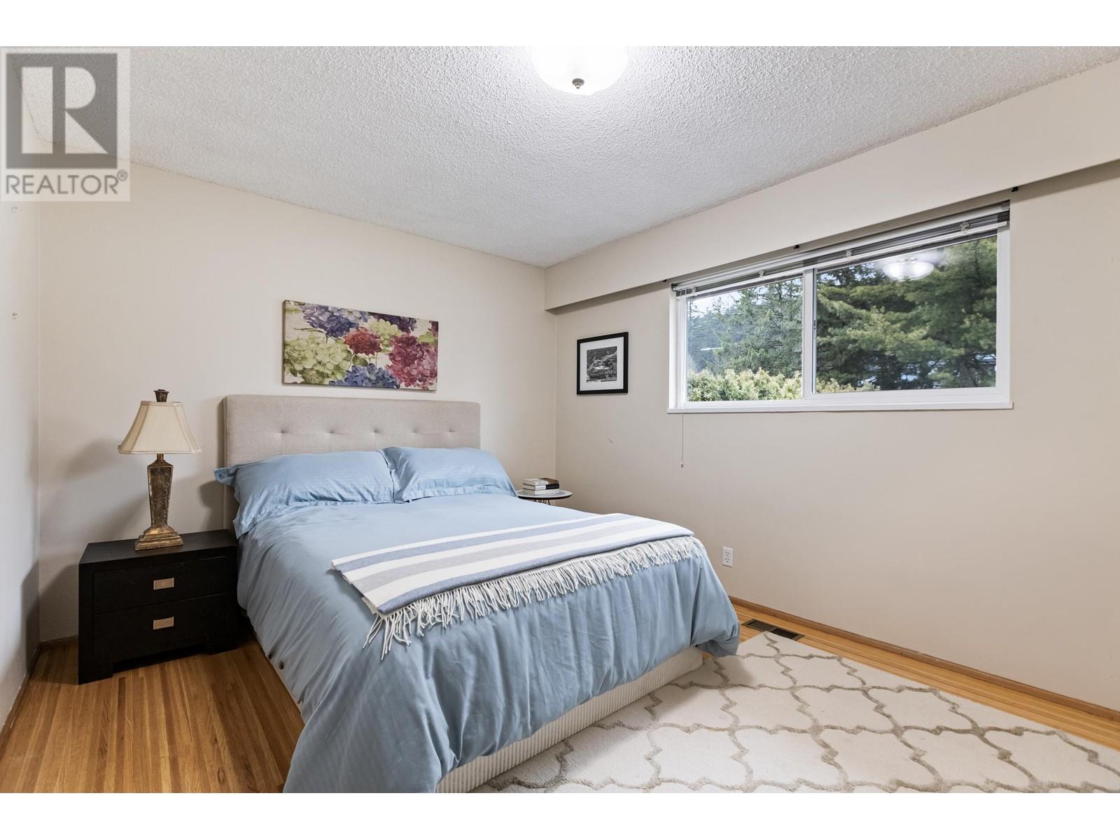 996 Weldon Court, Port Moody, British Columbia  V3H 1H4 - Photo 17 - R2858003
