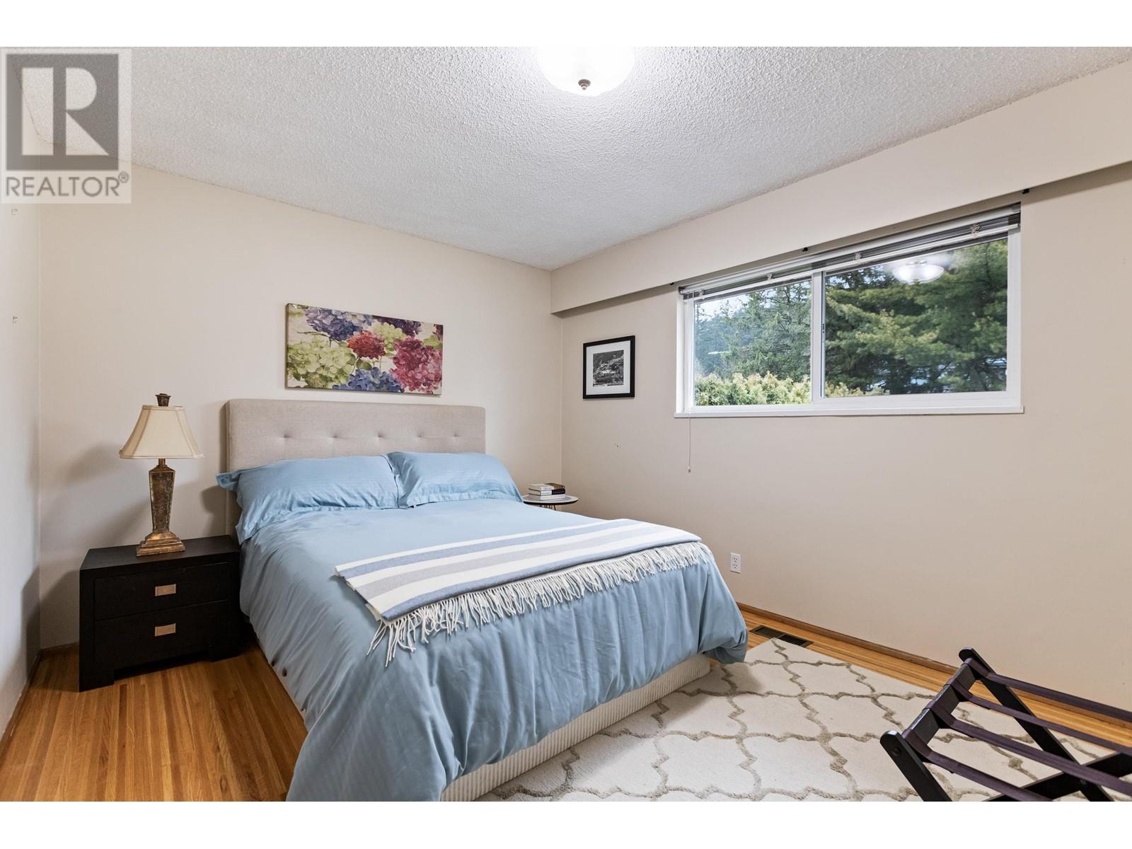 996 Weldon Court, Port Moody, British Columbia  V3H 1H4 - Photo 18 - R2858003