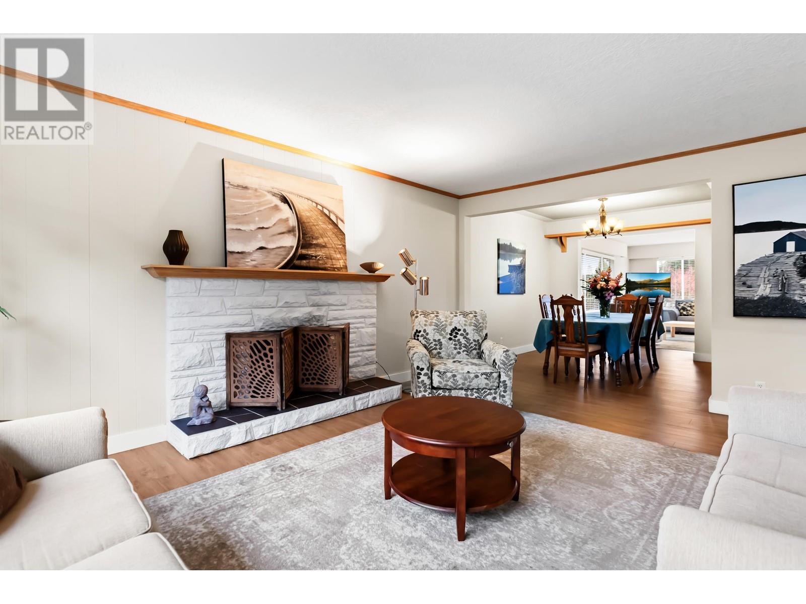 996 Weldon Court, Port Moody, British Columbia  V3H 1H4 - Photo 6 - R2858003
