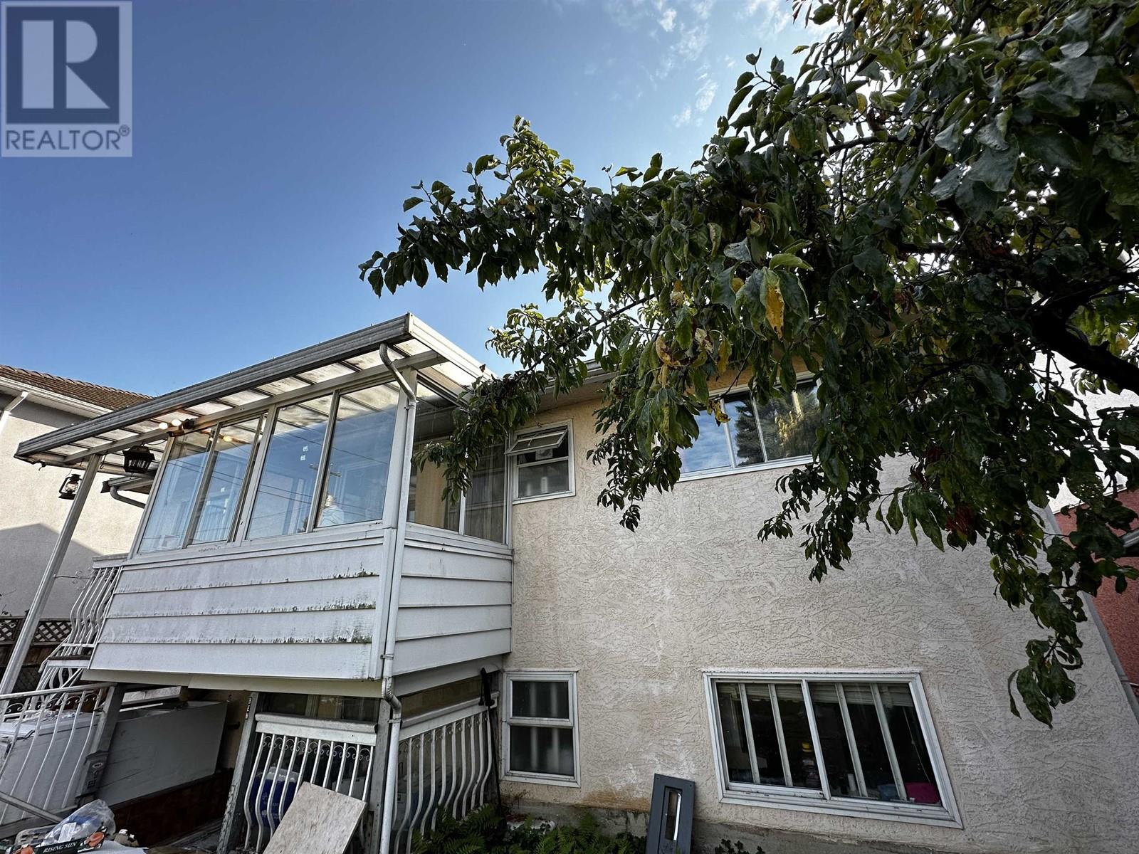 2621 E 8th Avenue, Vancouver, British Columbia  V5M 1W4 - Photo 10 - R2858061