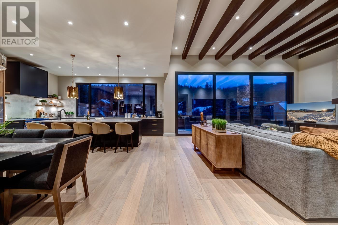7313 Toni Sailer Lane, Whistler, British Columbia  V8E 0E3 - Photo 24 - R2858102