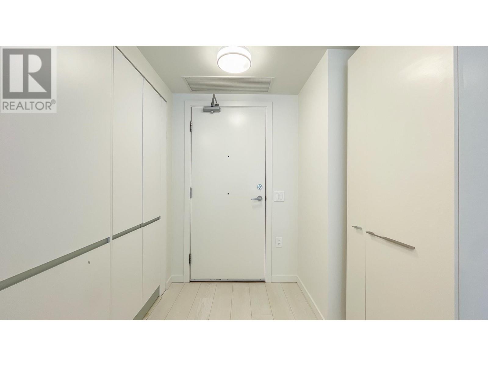 201 180 E 2nd Avenue, Vancouver, British Columbia  V5T 0K4 - Photo 3 - R2858046