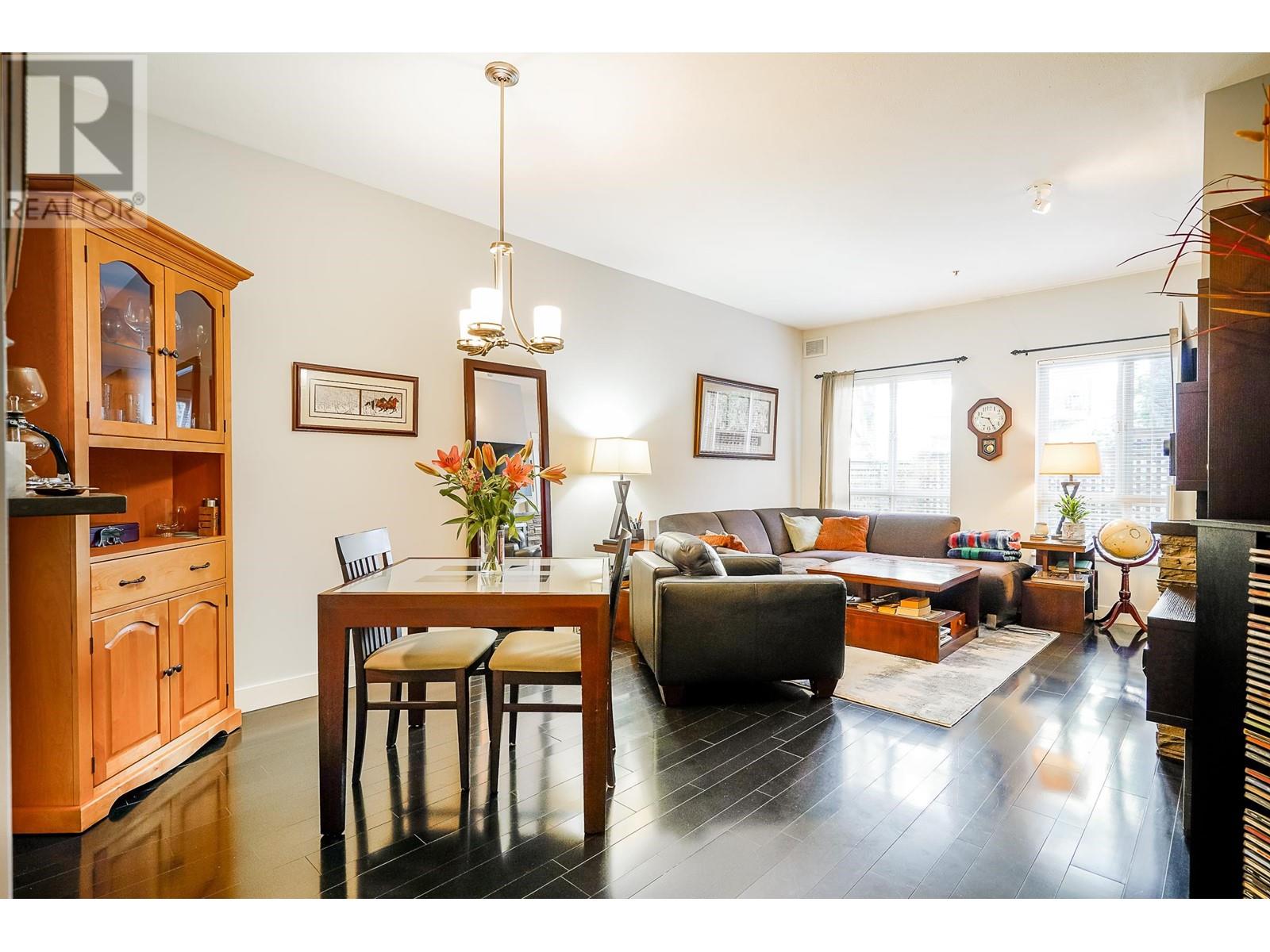 103 150 W 22nd Street, North Vancouver, British Columbia  V7M 3M4 - Photo 1 - R2858157