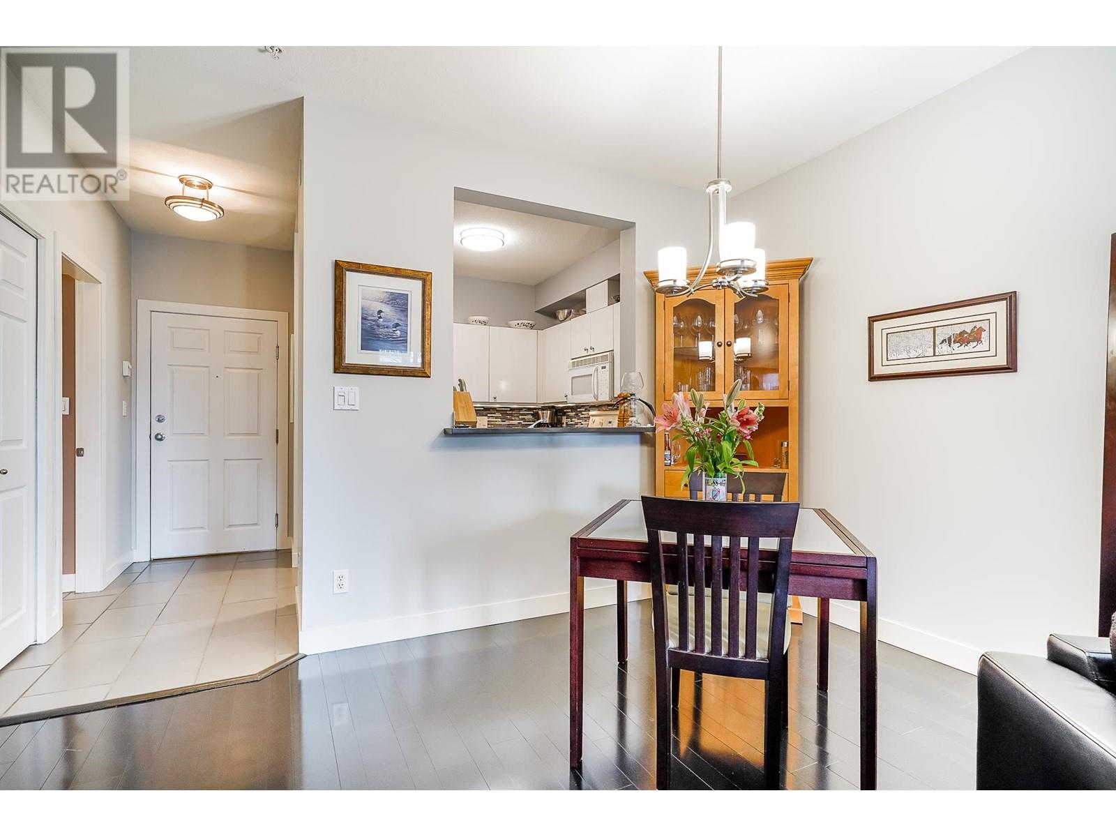 103 150 W 22nd Street, North Vancouver, British Columbia  V7M 3M4 - Photo 11 - R2858157