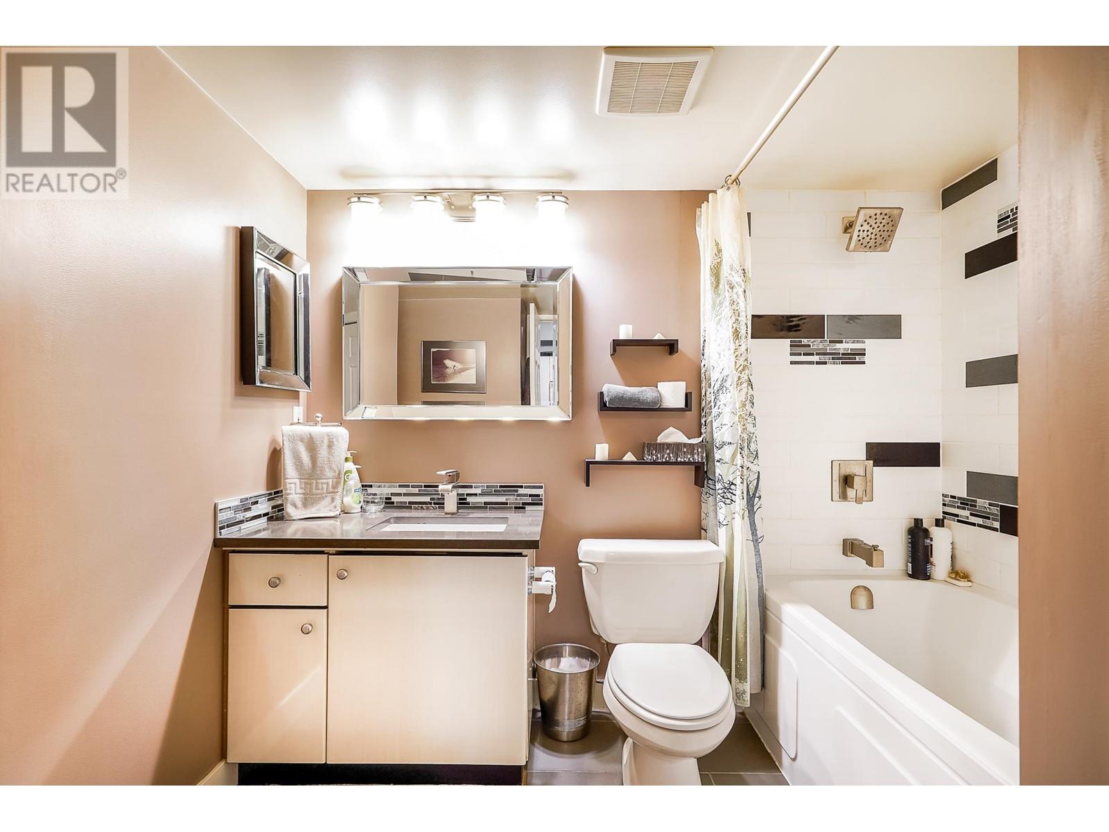 103 150 W 22nd Street, North Vancouver, British Columbia  V7M 3M4 - Photo 9 - R2858157