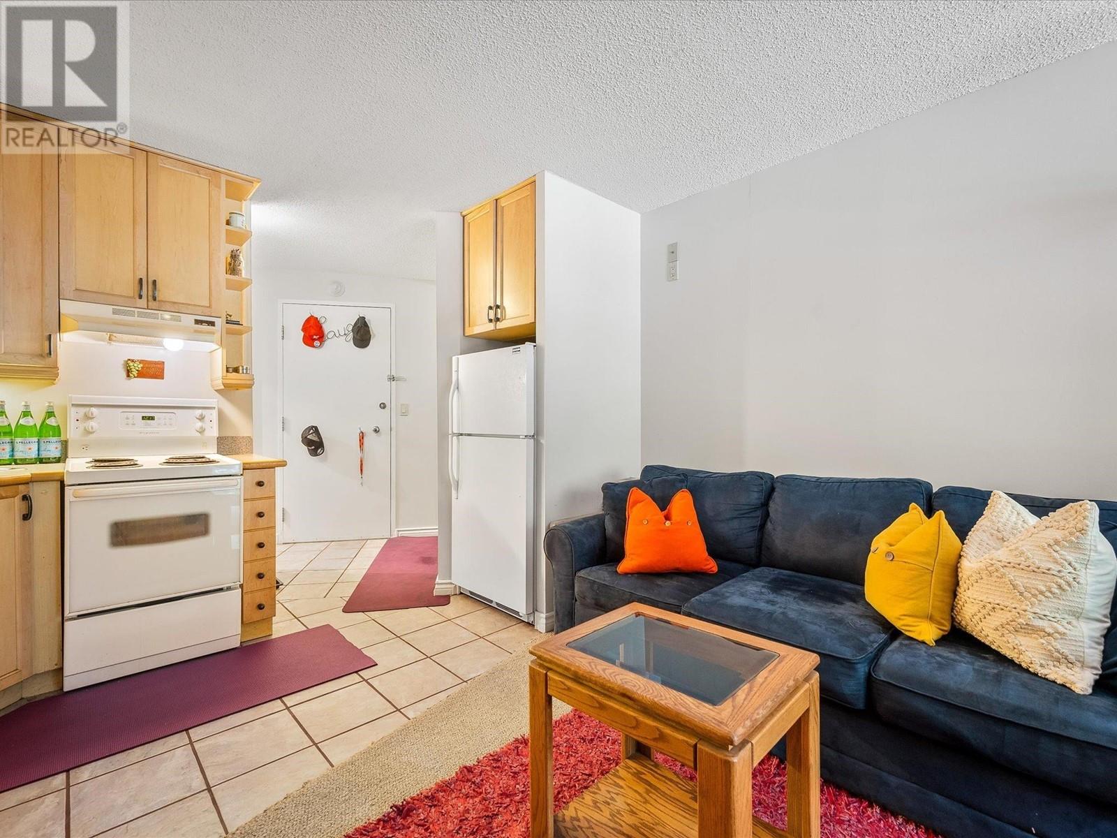 206 2109 Whistler Road, Whistler, British Columbia  V8E 0A6 - Photo 4 - R2858199