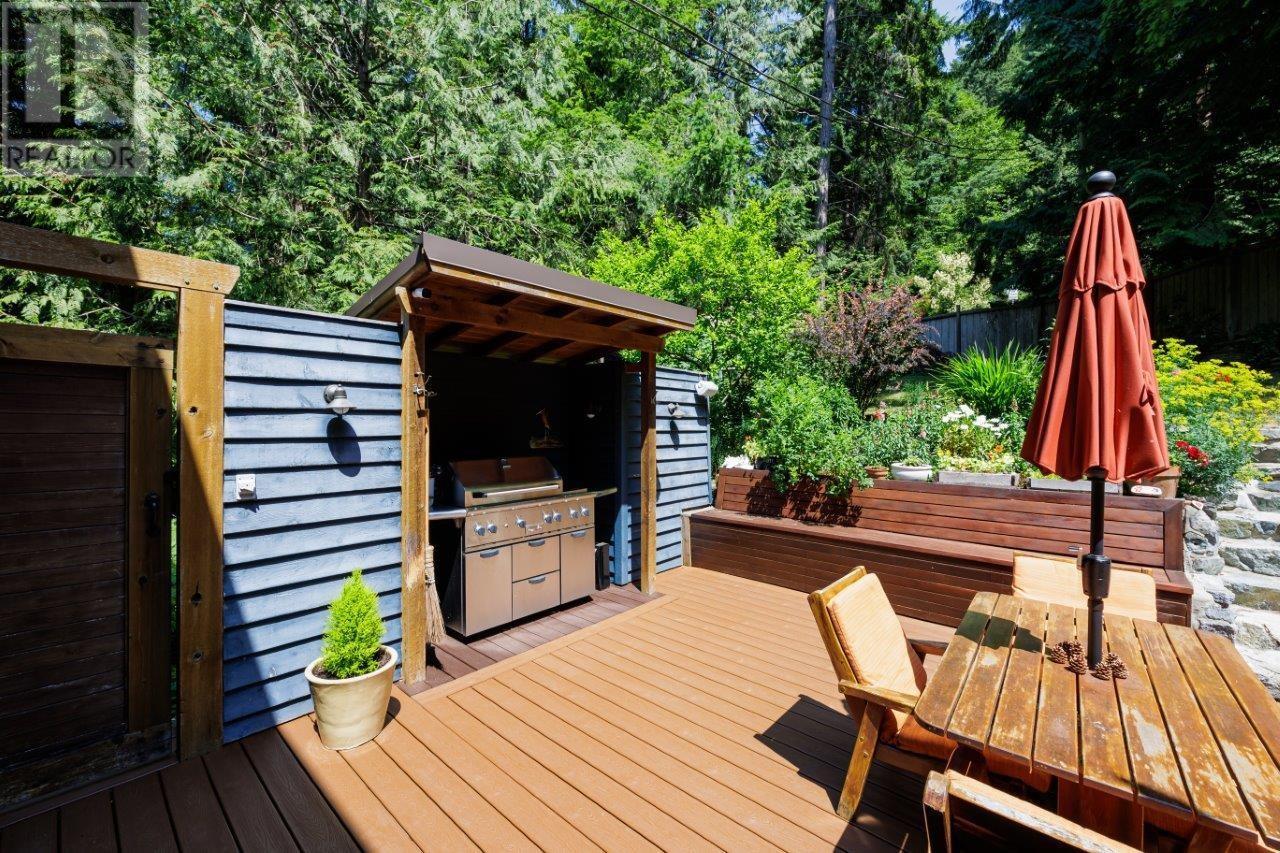 944 Windjammer Road, Bowen Island, British Columbia  V0N 1G2 - Photo 27 - R2858167