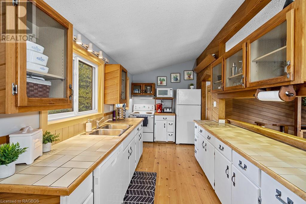 26 Elgin Street, Tobermory, Ontario  N0H 2R0 - Photo 21 - 40552183