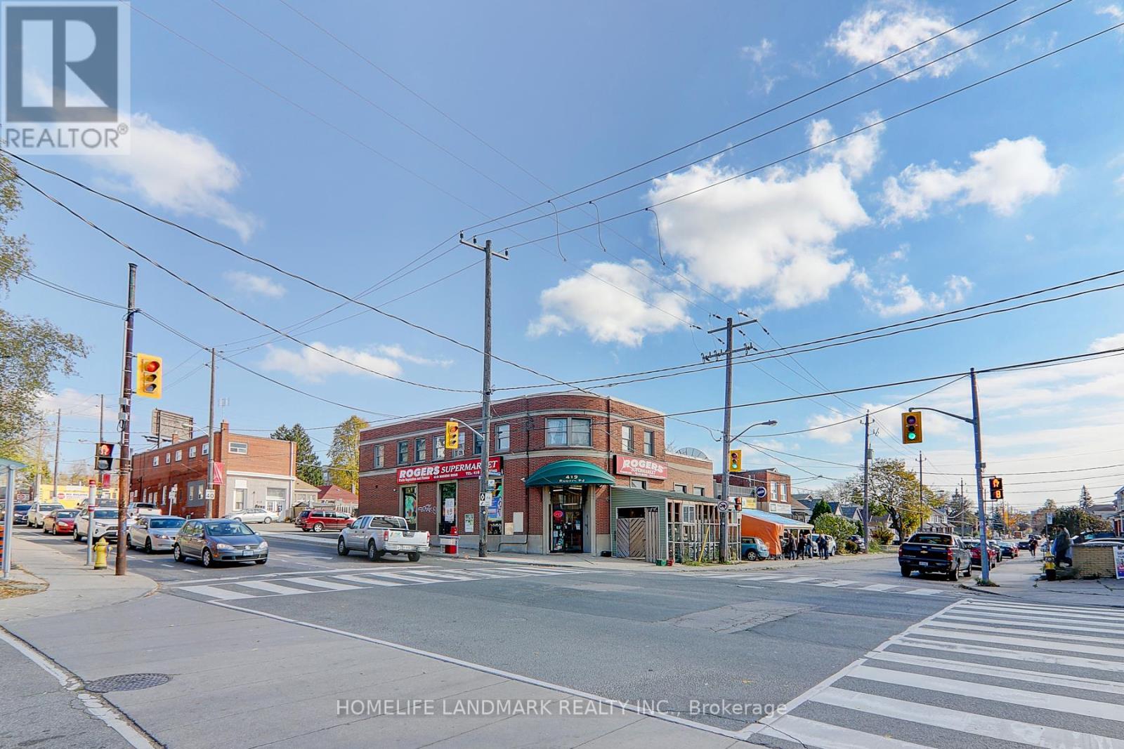419 Rogers Road, Toronto, Ontario  M6M 4Z8 - Photo 17 - W8133828