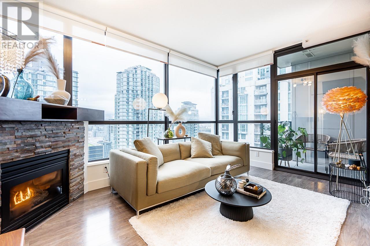 1705 1239 W Georgia Street, Vancouver, British Columbia  V6E 4R8 - Photo 1 - R2857677