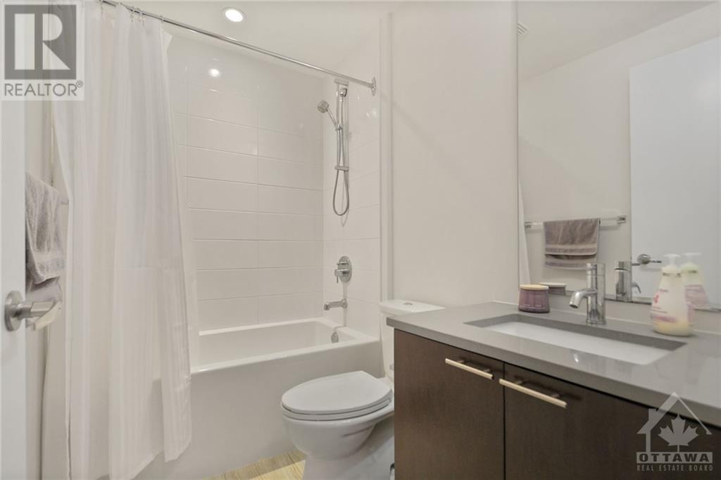 360 PATRICIA AVENUE UNIT#205 Ottawa