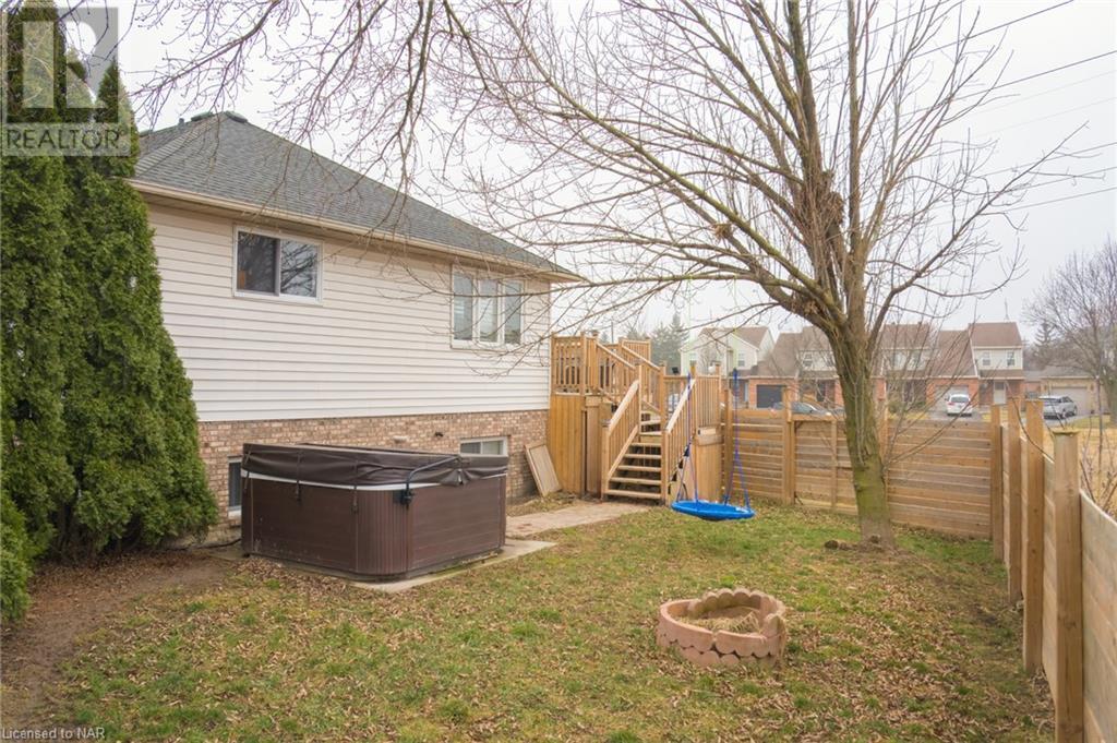 46 Grapeview Drive, St. Catharines, Ontario  L2R 6P9 - Photo 29 - 40552261