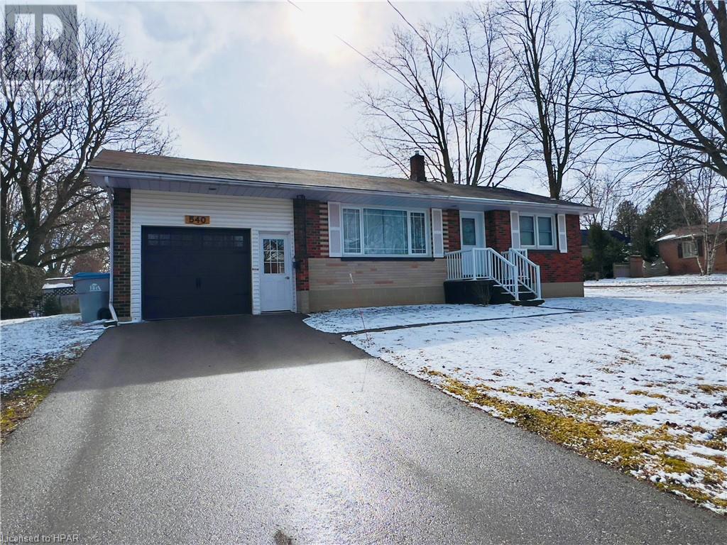 540 Richelieu Avenue S, Listowel, Ontario  N4W 1X4 - Photo 4 - 40552757