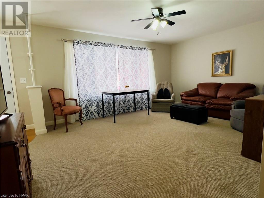 540 Richelieu Avenue S, Listowel, Ontario  N4W 1X4 - Photo 14 - 40552757