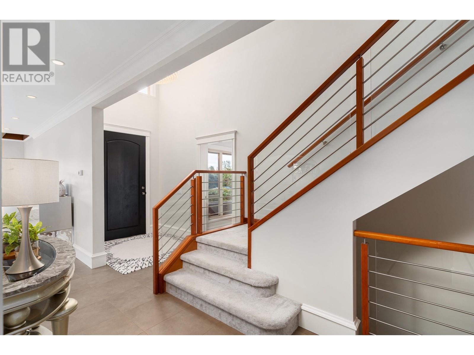 715 King Georges Way, West Vancouver, British Columbia  V7S 1S2 - Photo 4 - R2858269