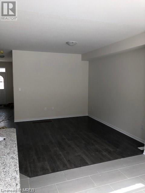 91 Arnold Marshall Boulevard, Haldimand, Ontario  N3W 1E3 - Photo 3 - 40552395