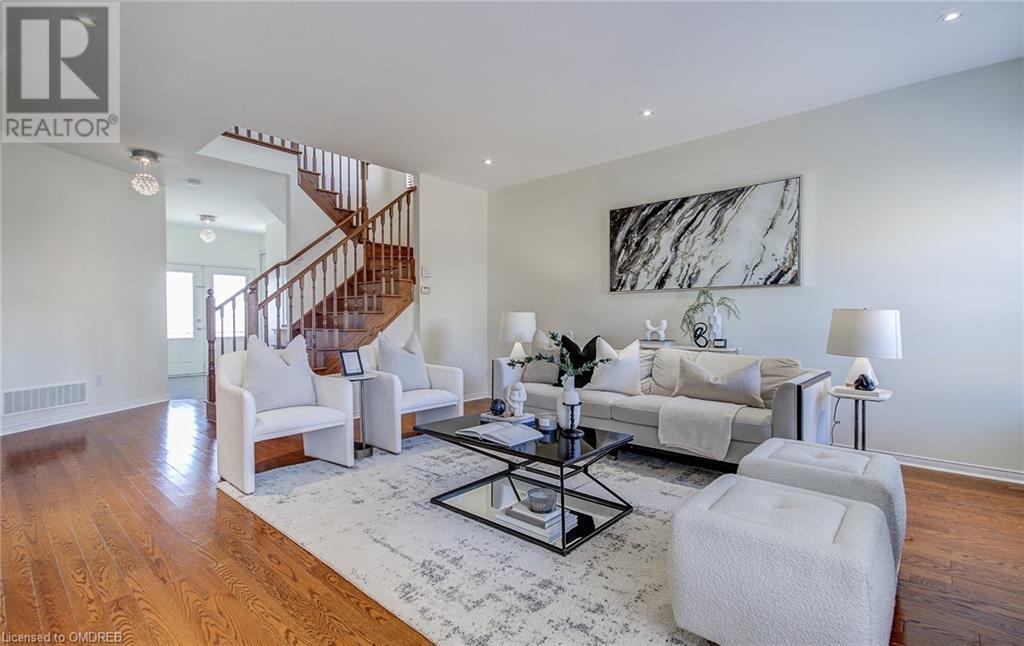248 Langford Boulevard, Bradford West Gwillimbury, Ontario  L3Z 0S4 - Photo 10 - 40552136