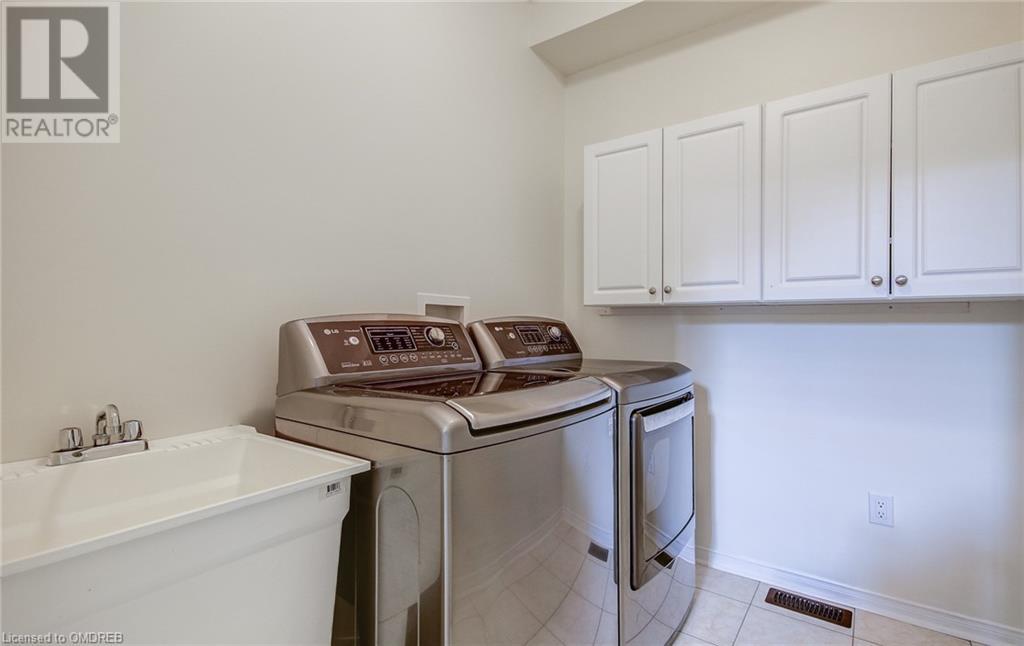 248 Langford Boulevard, Bradford West Gwillimbury, Ontario  L3Z 0S4 - Photo 18 - 40552136