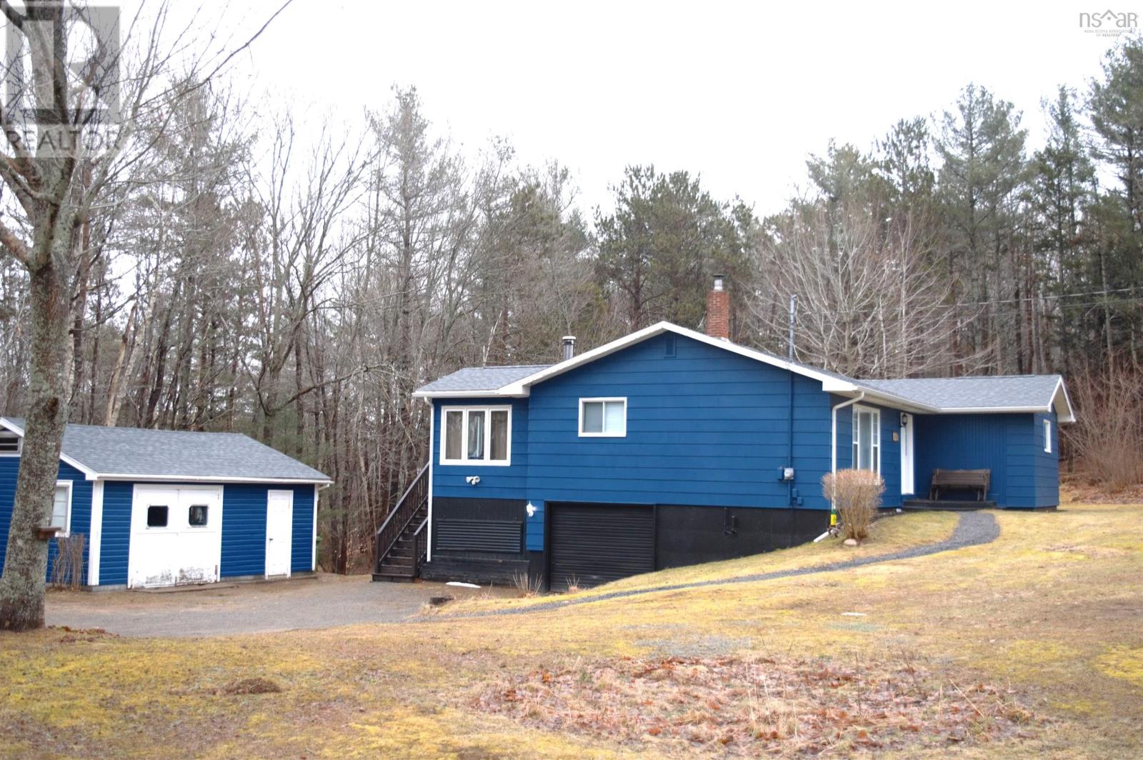 2917 Laurie Lane, Coldbrook, Nova Scotia  B4R 1A3 - Photo 2 - 202404383