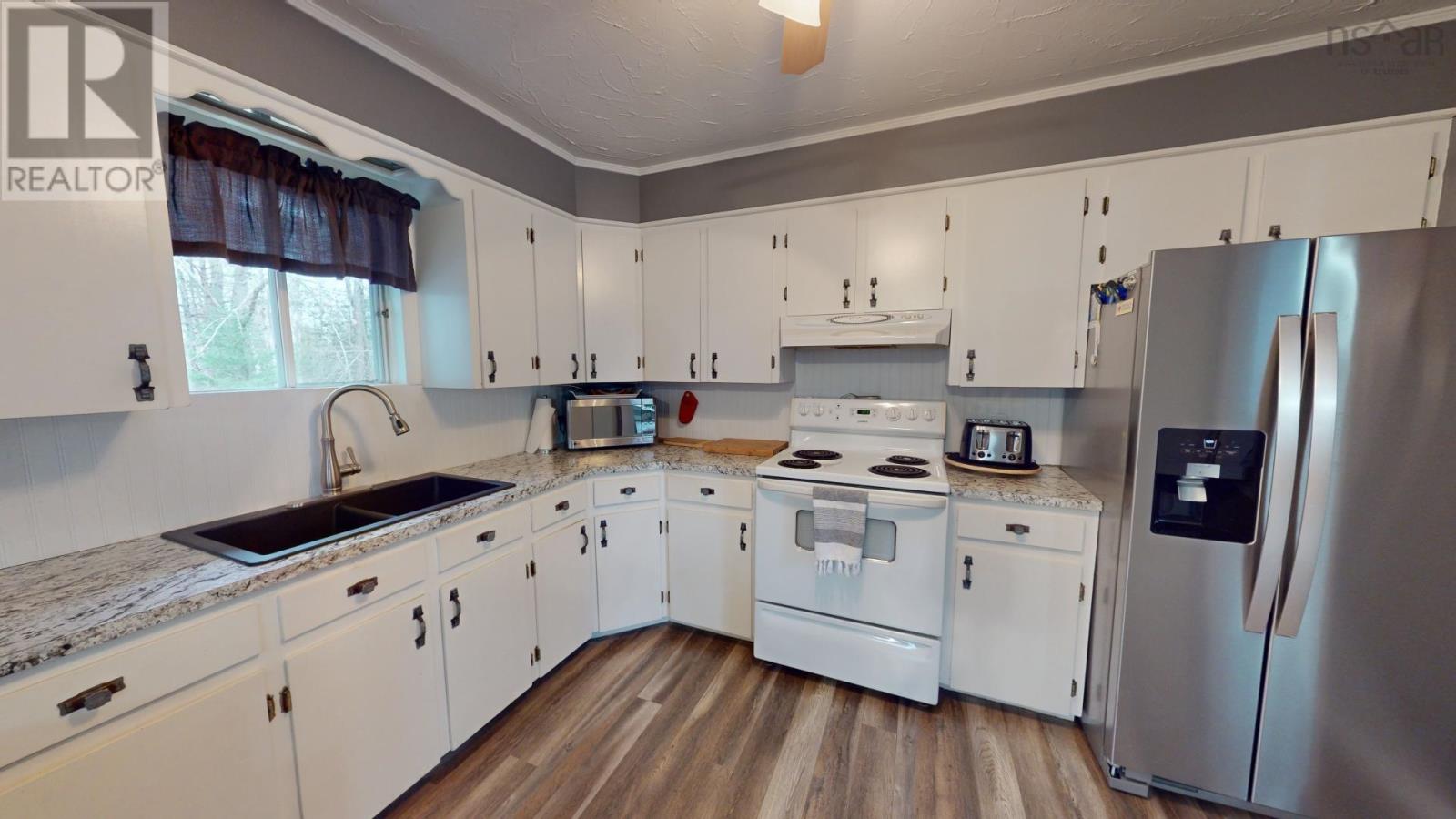 2917 Laurie Lane, Coldbrook, Nova Scotia  B4R 1A3 - Photo 6 - 202404383