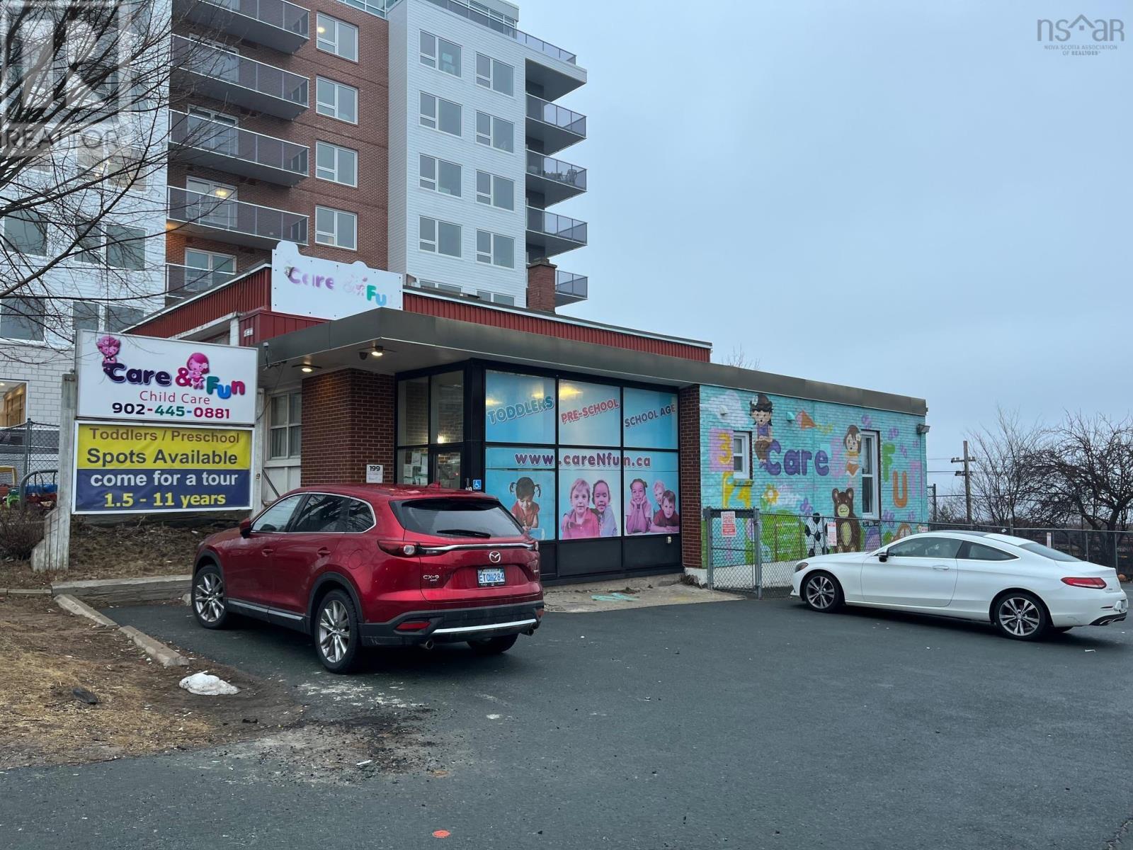 199 Bedford Highway, Halifax, Nova Scotia  B3M 2J9 - Photo 2 - 202404396