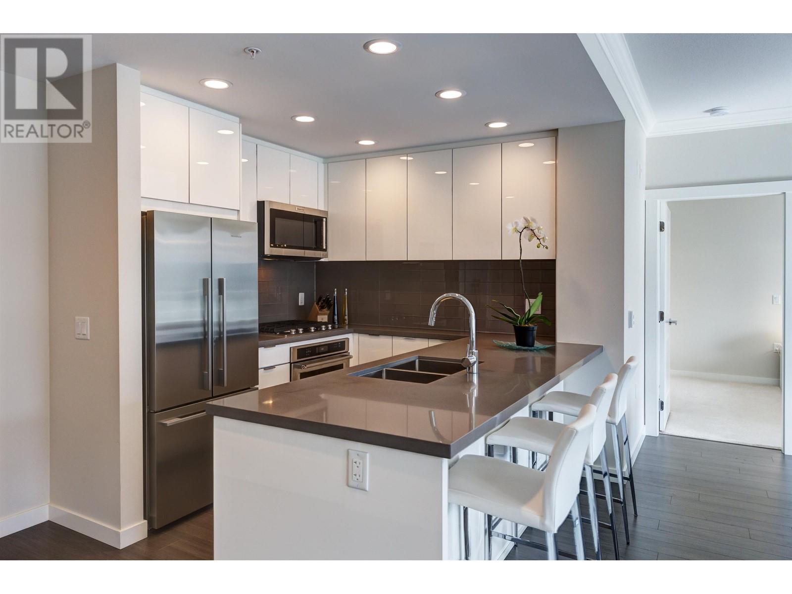222 255 W 1st Street, North Vancouver, British Columbia  V7M 3G8 - Photo 5 - R2858305