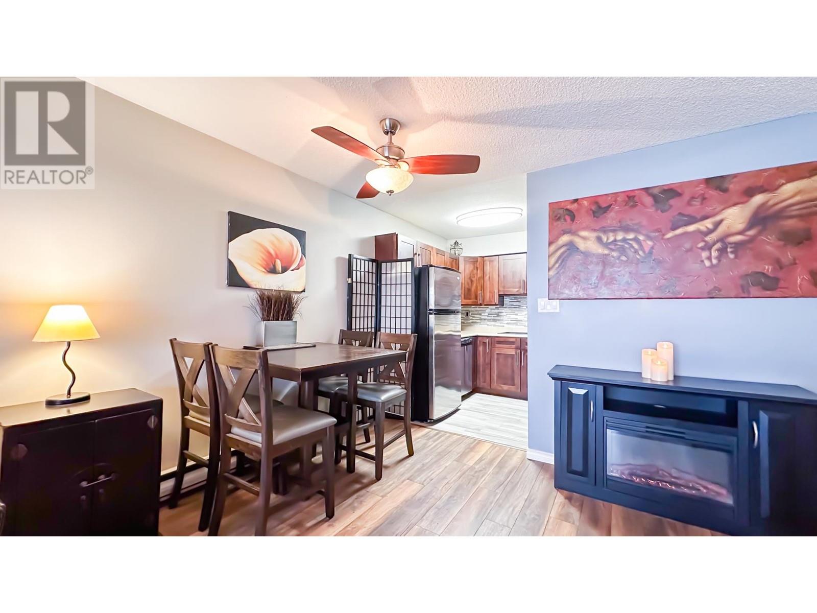 206 212 Forbes Avenue, North Vancouver, British Columbia  V7M 3E5 - Photo 4 - R2858338