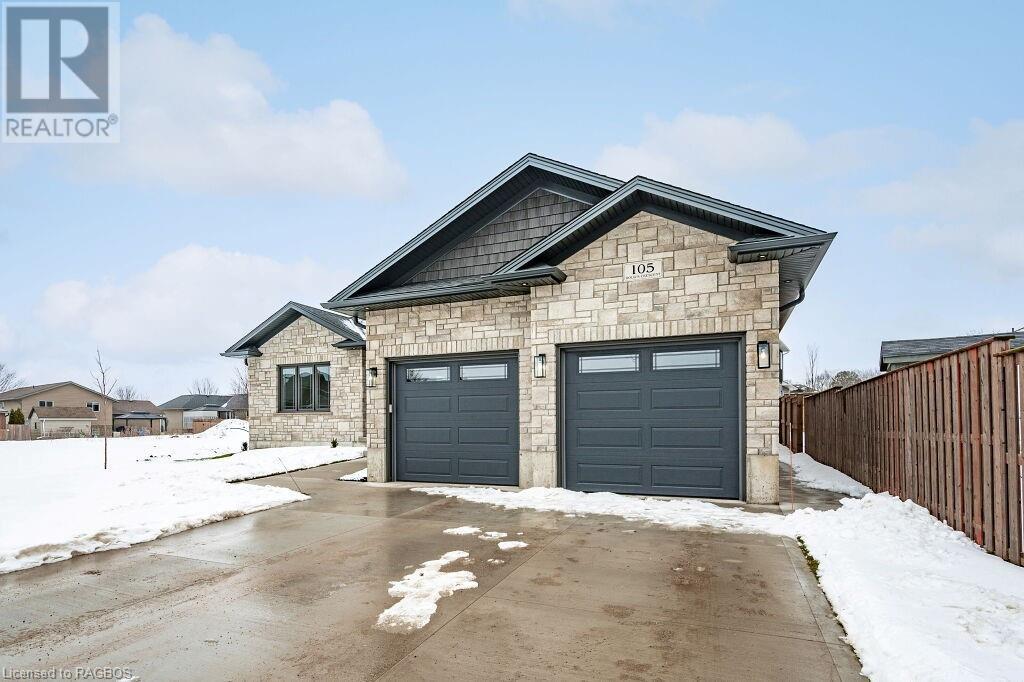 105 Dougs Crescent, Mount Forest, Ontario  N0G 2L2 - Photo 4 - 40535798