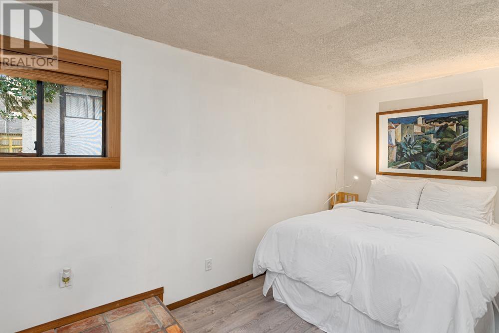47 Brunswick Beach Road, Lions Bay, British Columbia  V0N 2E0 - Photo 18 - R2858294