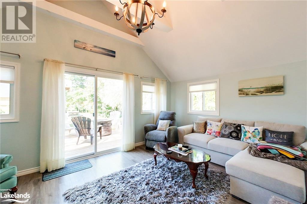 24 13th Street N, Wasaga Beach, Ontario  L9Z 2J9 - Photo 15 - 40549211