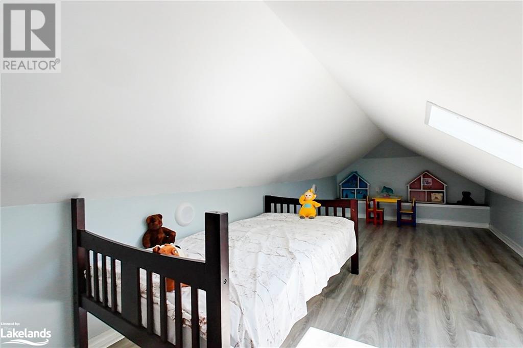 24 13th Street N, Wasaga Beach, Ontario  L9Z 2J9 - Photo 19 - 40549211