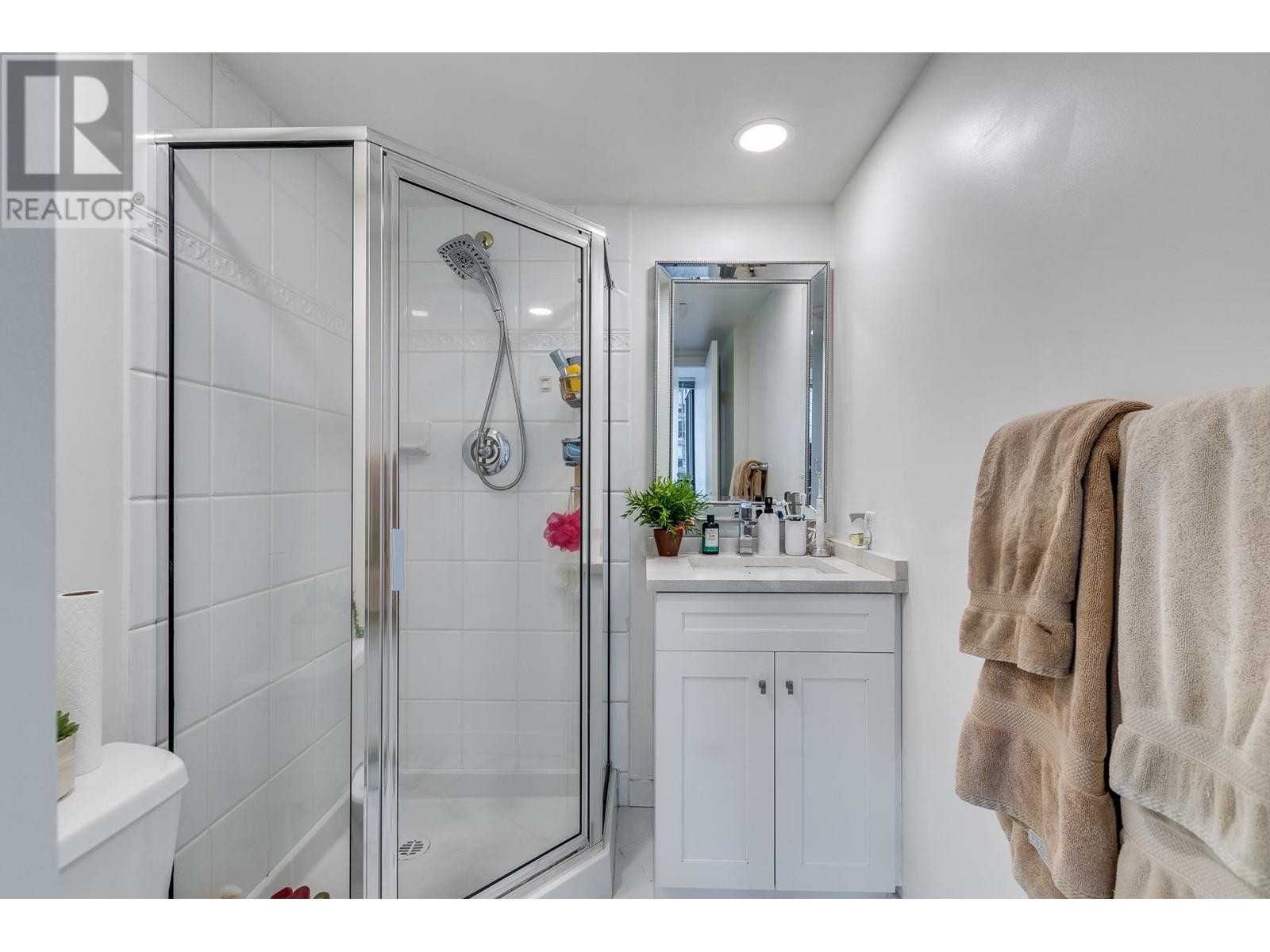 906 1367 Alberni Street, Vancouver, British Columbia  V6E 4R9 - Photo 12 - R2858401