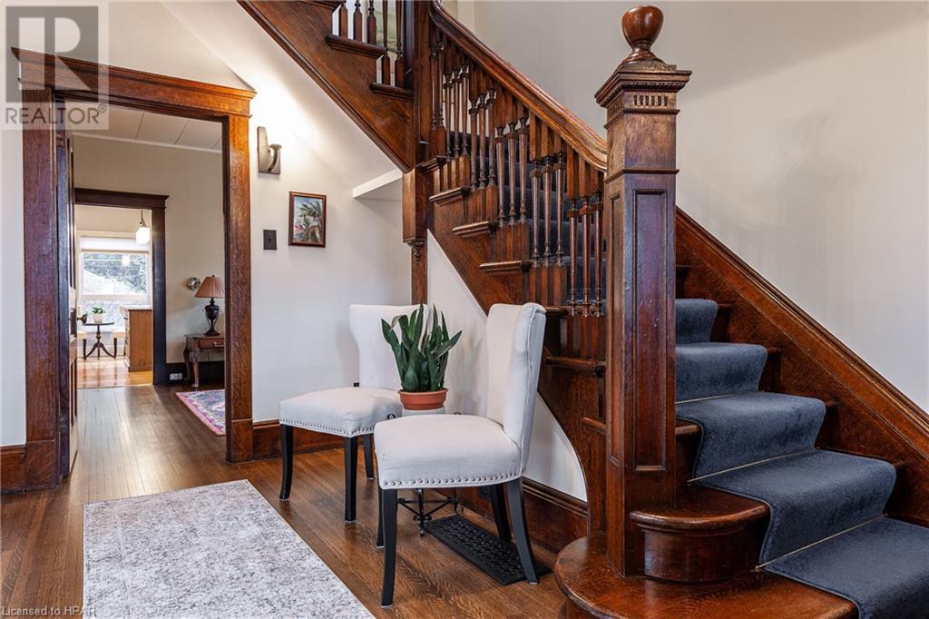 220 Church Street, Stratford, Ontario  N5A 2R6 - Photo 4 - 40549189