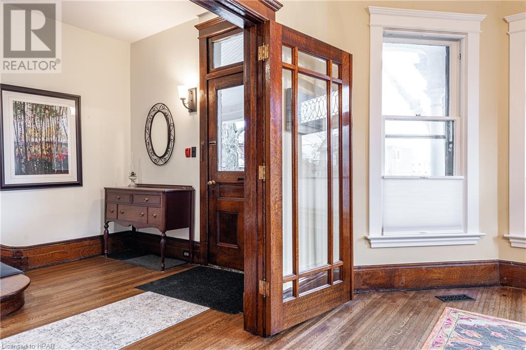 220 Church Street, Stratford, Ontario  N5A 2R6 - Photo 6 - 40549189