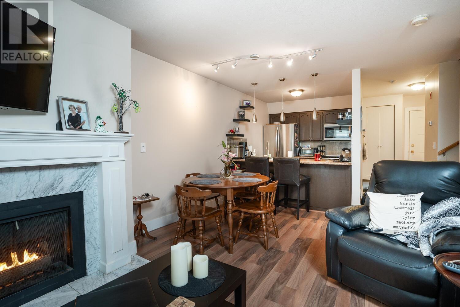 D210 4845 53 Street, Delta, British Columbia  V4K 2Z3 - Photo 5 - R2858549
