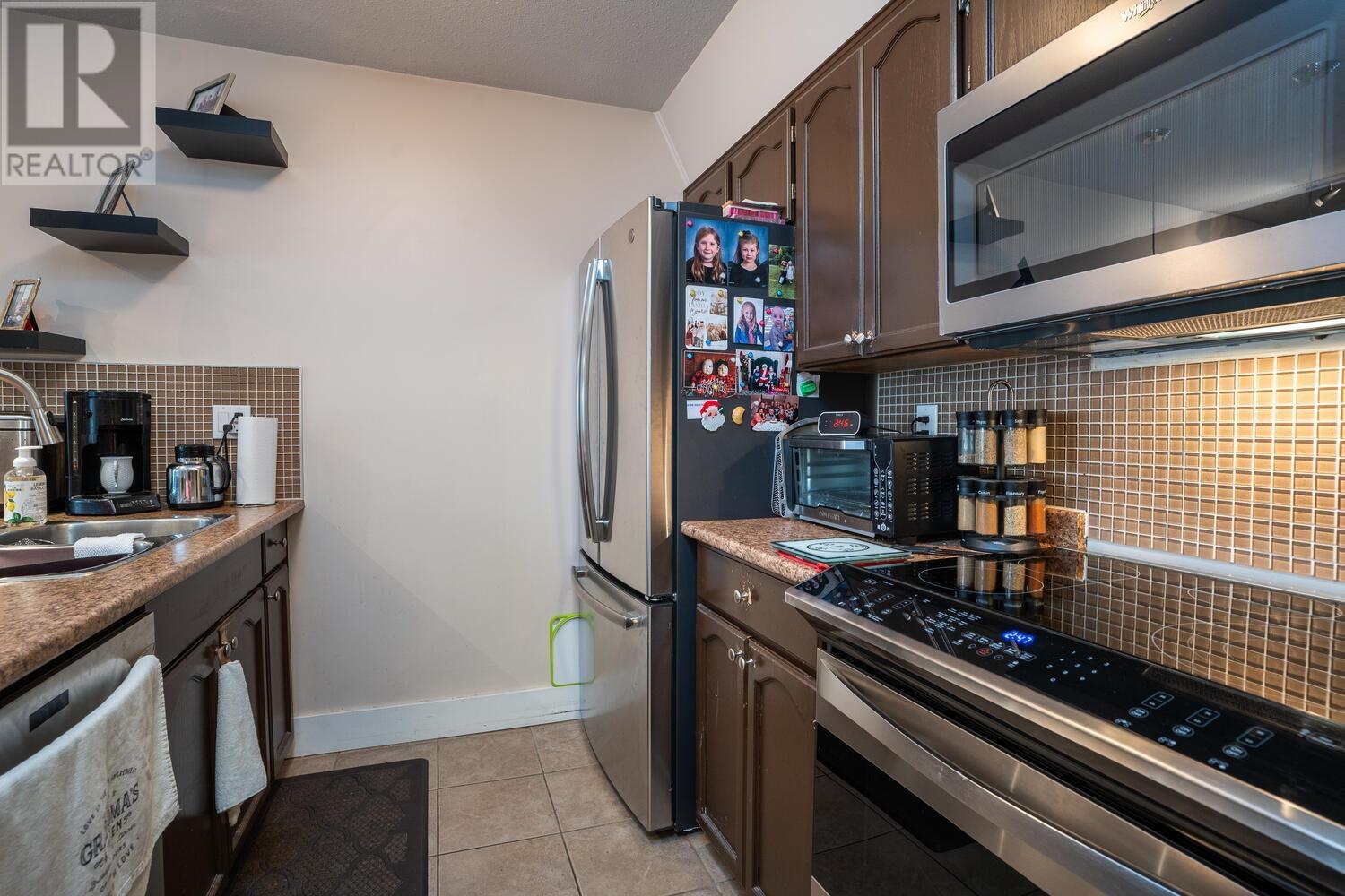 D210 4845 53 Street, Delta, British Columbia  V4K 2Z3 - Photo 6 - R2858549