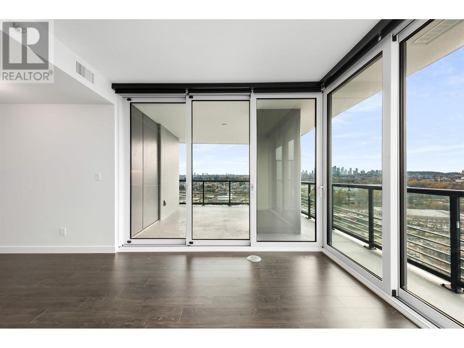 2411 4720 Lougheed Highway, Burnaby, British Columbia  V5C 0M8 - Photo 4 - R2858553