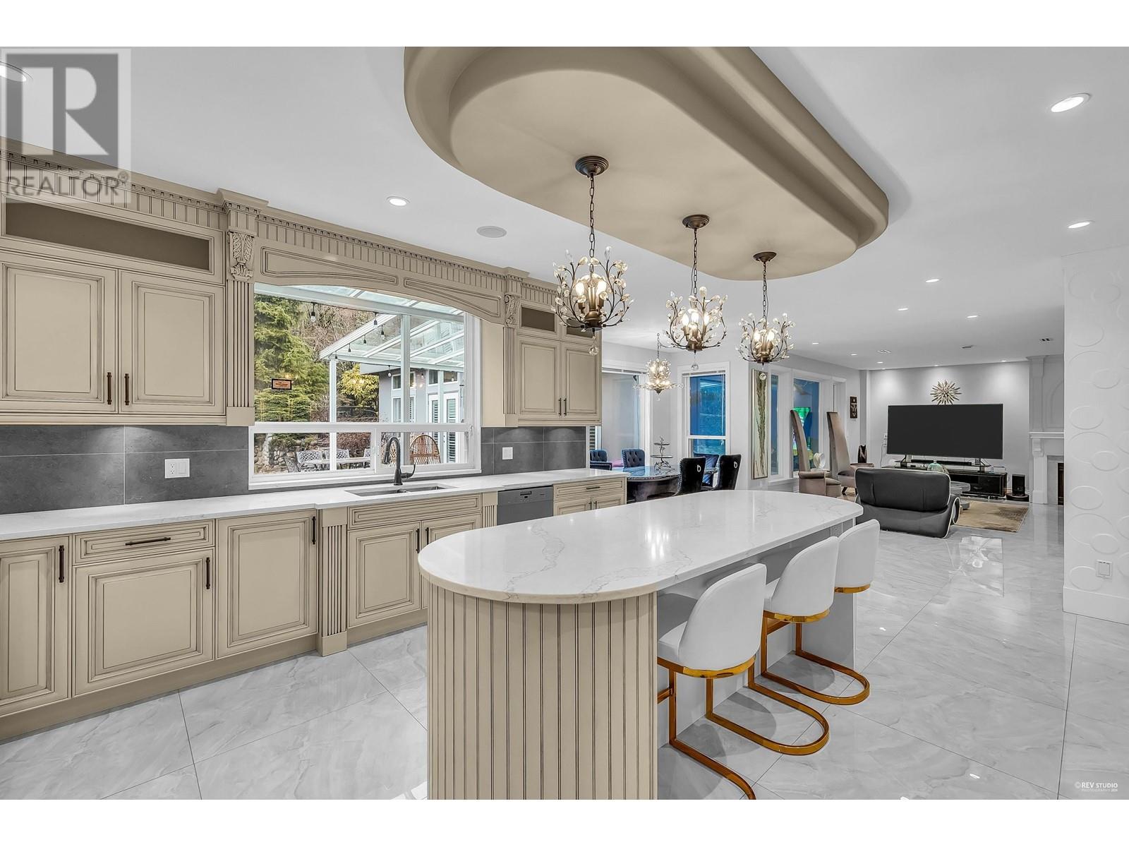 3092 Plateau Boulevard, Coquitlam, British Columbia  V3E 3R5 - Photo 18 - R2858499