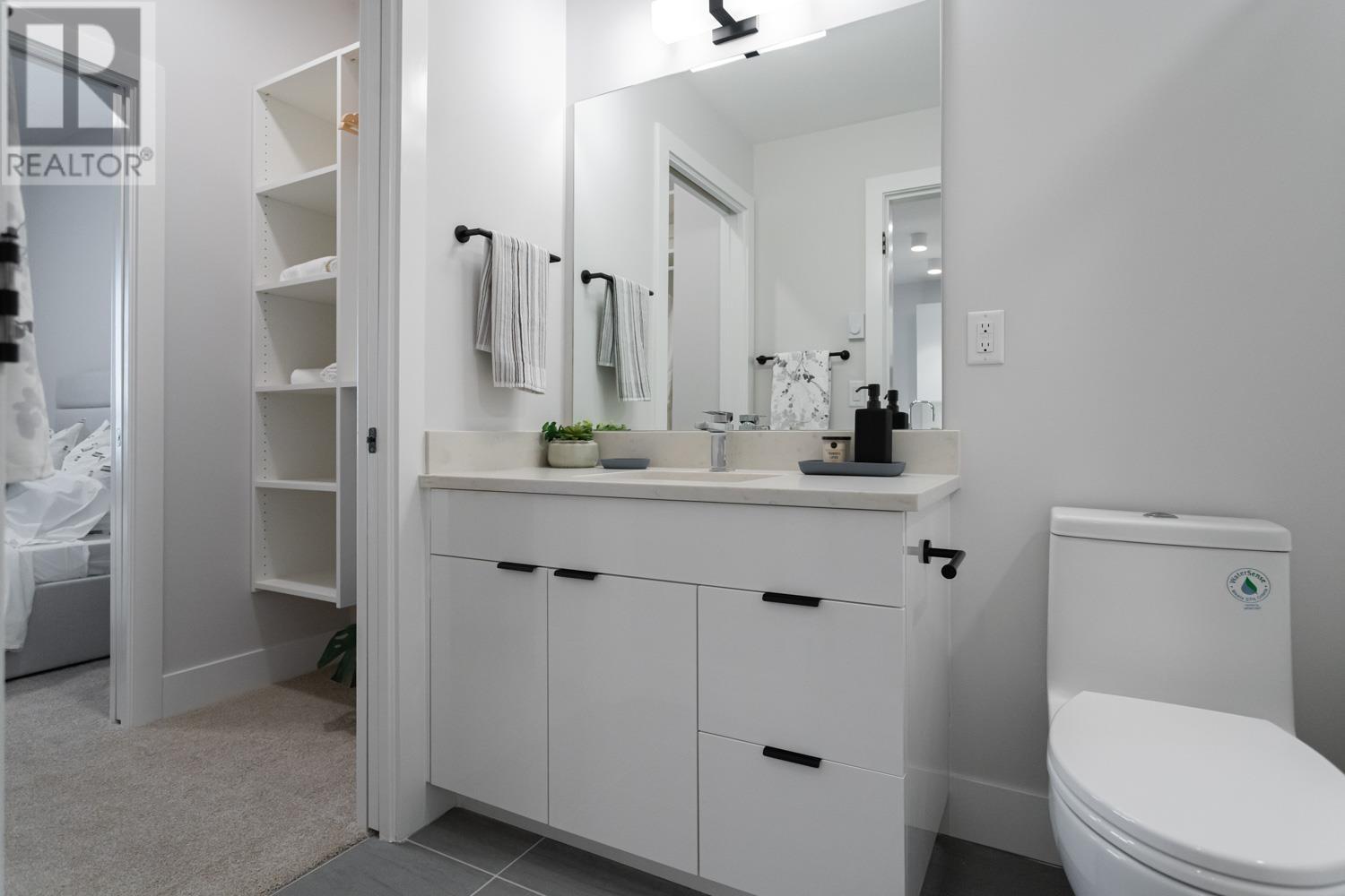 301 11655 Fraser Street, Maple Ridge, British Columbia  V1M 1M9 - Photo 15 - R2857504