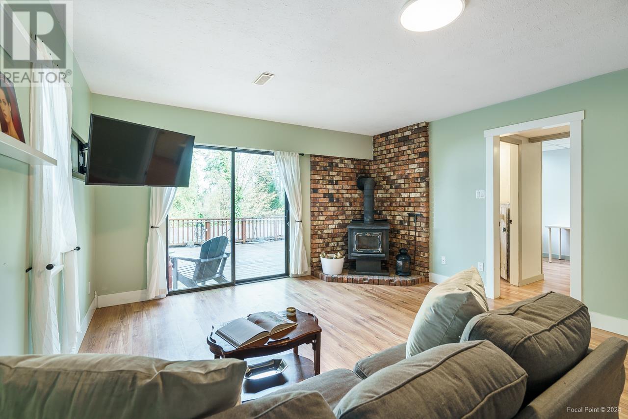 21303 Douglas Avenue, Maple Ridge, British Columbia  V4R 2H8 - Photo 14 - R2858711