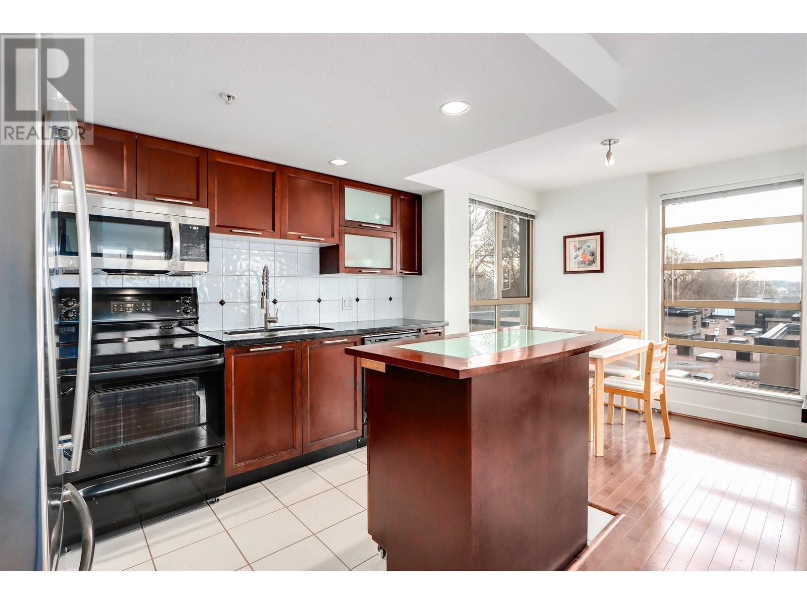 609 2137 W 10th Avenue, Vancouver, British Columbia  V6K 4W4 - Photo 10 - R2858755