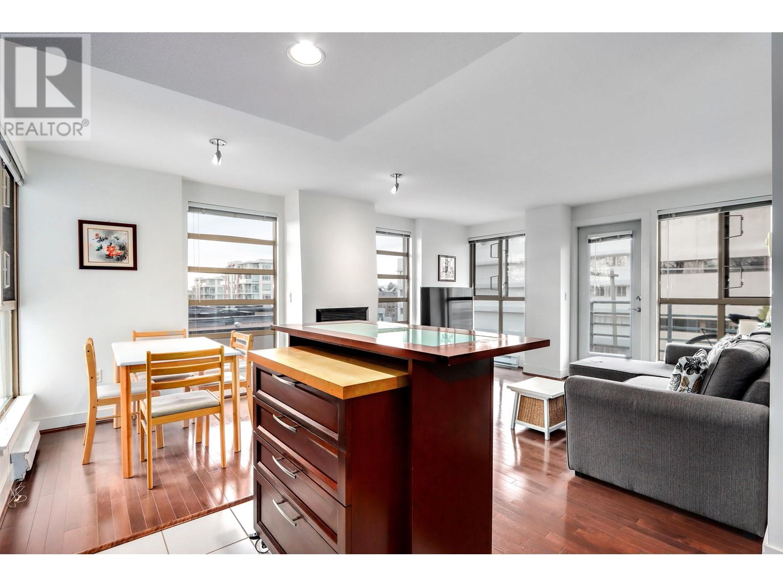 609 2137 W 10th Avenue, Vancouver, British Columbia  V6K 4W4 - Photo 8 - R2858755