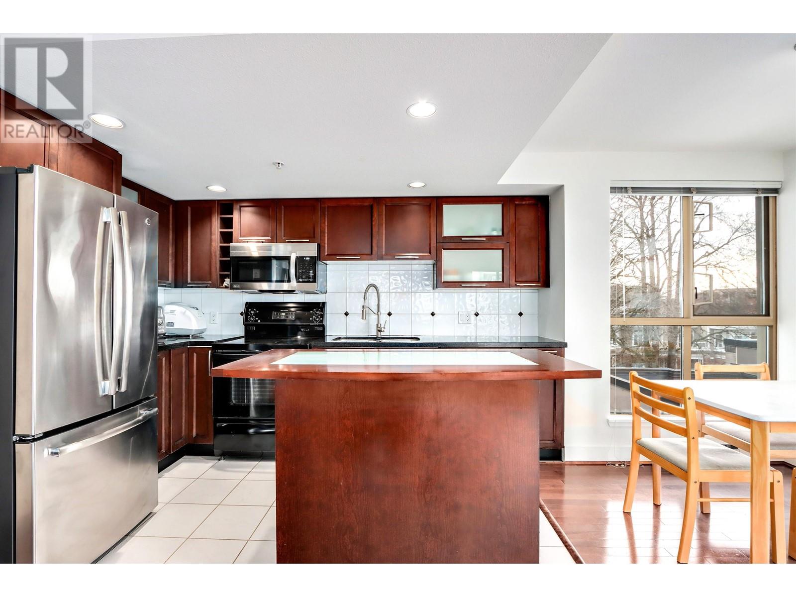 609 2137 W 10th Avenue, Vancouver, British Columbia  V6K 4W4 - Photo 9 - R2858755