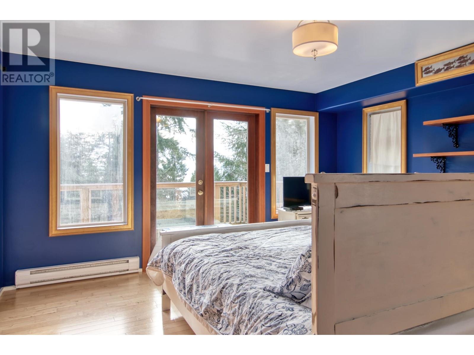 1286 Gower Point Road, Gibsons, British Columbia  V0N 1V3 - Photo 20 - R2858746