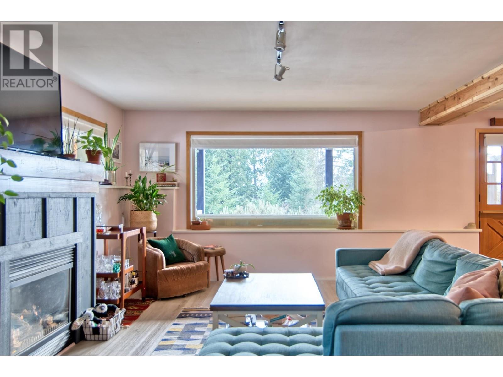 1286 Gower Point Road, Gibsons, British Columbia  V0N 1V3 - Photo 36 - R2858746